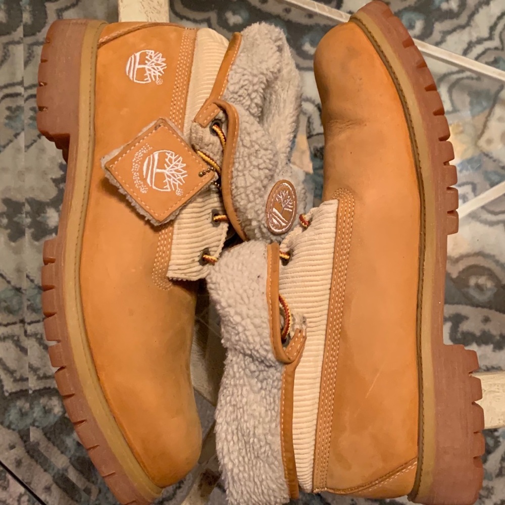 Timberland Boots - Picture 6 of 12